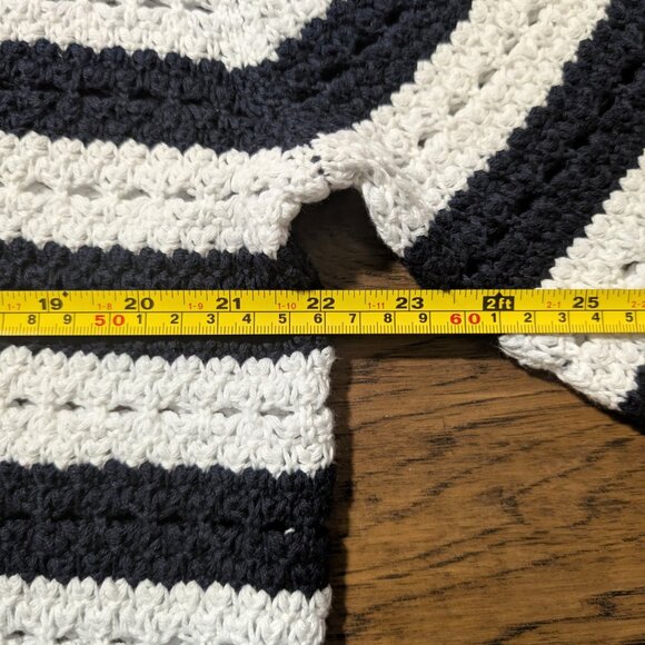 New Gap 24/7 Split Hem Crochet sweater navy striped size small - Picture 5 of 16
